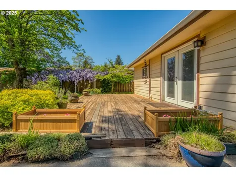 10320 SE Mitchell Street Portland OR 97266