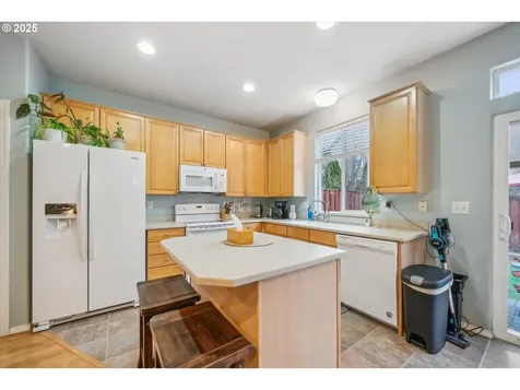 5828 SE 16th Loop Gresham OR 97080