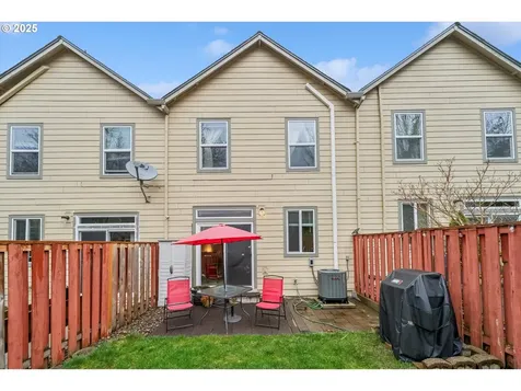 5828 SE 16th Loop Gresham OR 97080