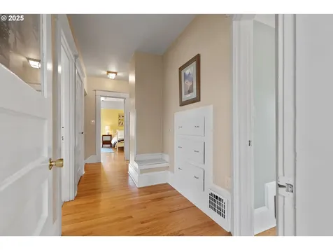 635 SE 46th Avenue Portland OR 97215