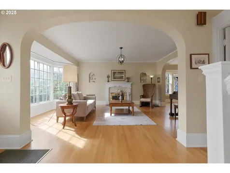 635 SE 46th Avenue Portland OR 97215