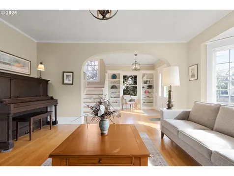 635 SE 46th Avenue Portland OR 97215