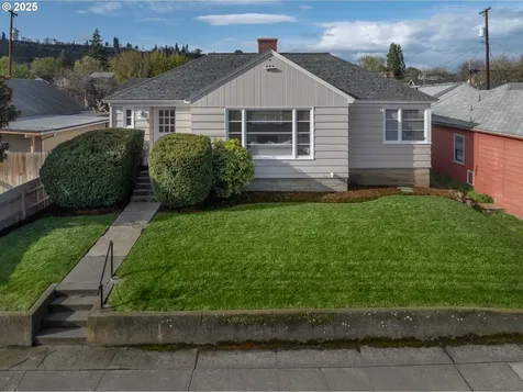 404 W 6th Street The Dalles OR 97058