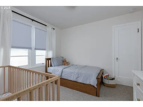 404 W 6th Street The Dalles OR 97058