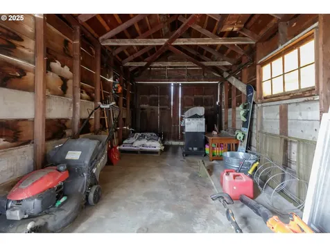 404 W 6th Street The Dalles OR 97058
