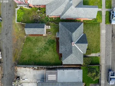 404 W 6th Street The Dalles OR 97058