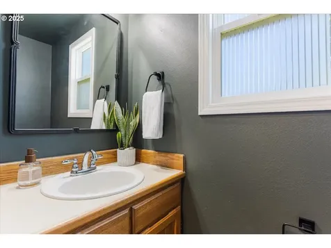 10502 NE 88th Street Vancouver WA 98662