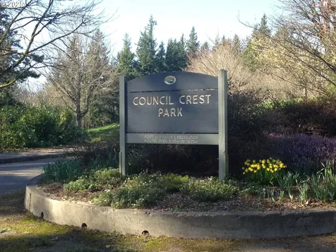 3045 SW Gaston Avenue Portland OR 97239