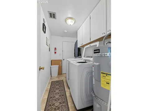 1910 Lincoln Street North Bend OR 97459