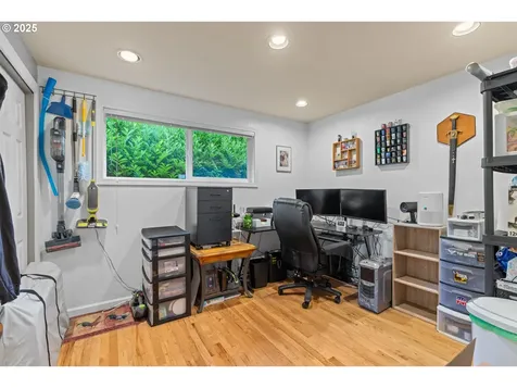 1910 Lincoln Street North Bend OR 97459