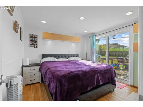 1910 Lincoln Street North Bend OR 97459