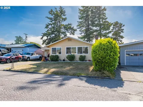 1910 Lincoln Street North Bend OR 97459