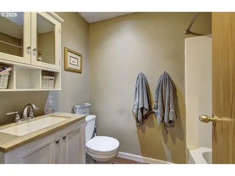 8516 NE 161st Avenue Vancouver WA 98682