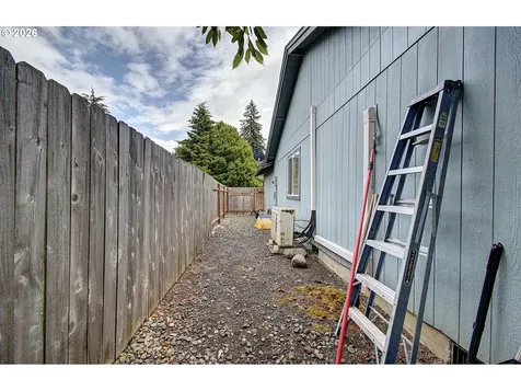 8516 NE 161st Avenue Vancouver WA 98682