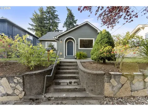 900 W 16th Street Vancouver WA 98660