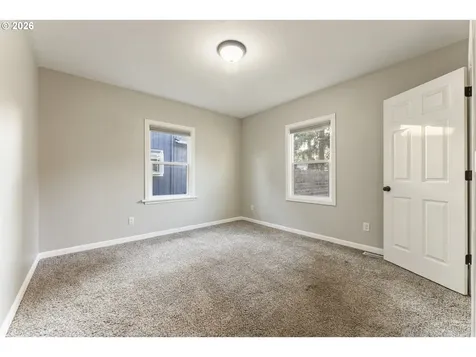 900 W 16th Street Vancouver WA 98660