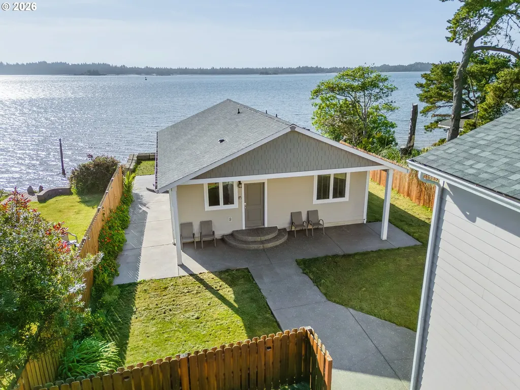 64776 Wygant Road Coos Bay OR 97420