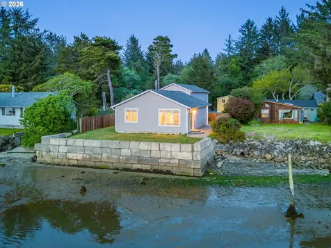 64776 Wygant Road Coos Bay OR 97420