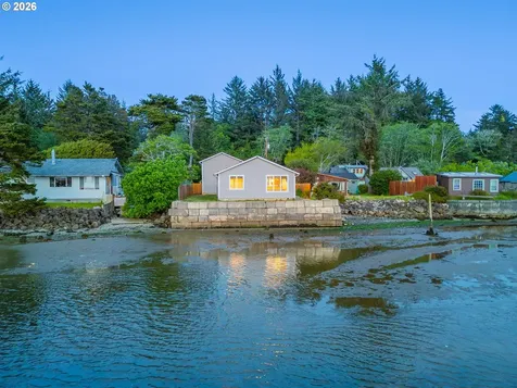 64776 Wygant Road Coos Bay OR 97420