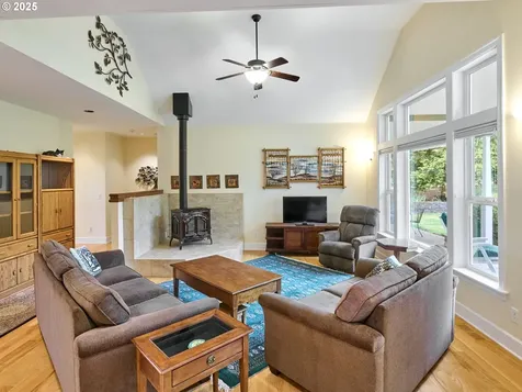 12846 S Dart Road Molalla OR 97038