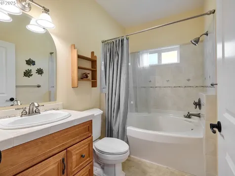 12846 S Dart Road Molalla OR 97038