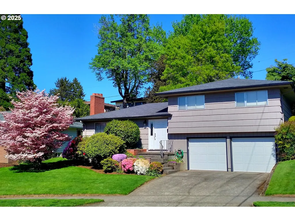 6868 SW 12th Drive Portland OR 97219