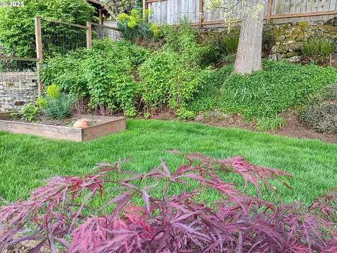 6868 SW 12th Drive Portland OR 97219