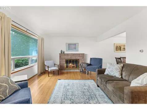 6868 SW 12th Drive Portland OR 97219