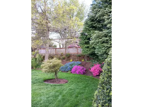 6868 SW 12th Drive Portland OR 97219