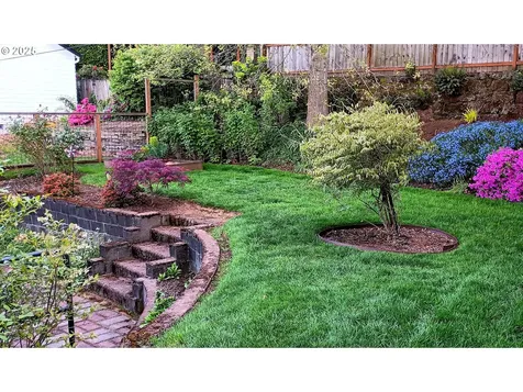 6868 SW 12th Drive Portland OR 97219
