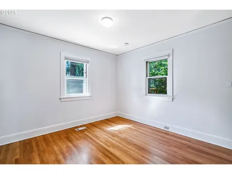 3478 NE Pacific Street Portland OR 97232