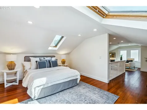 3478 NE Pacific Street Portland OR 97232