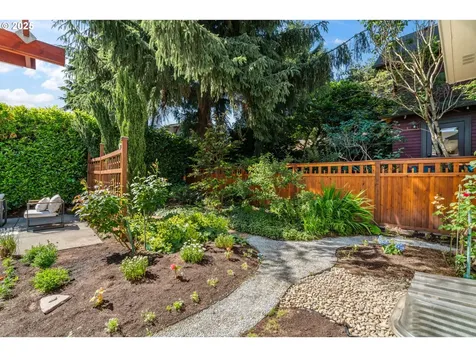3478 NE Pacific Street Portland OR 97232