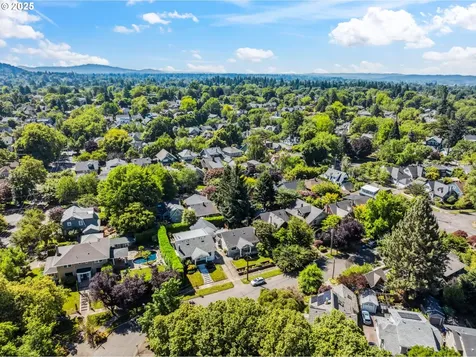 3478 NE Pacific Street Portland OR 97232