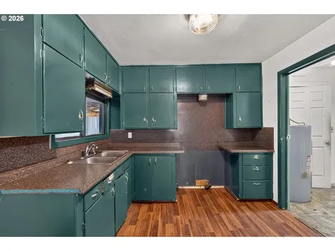329 SW Harrison Street Sheridan OR 97378