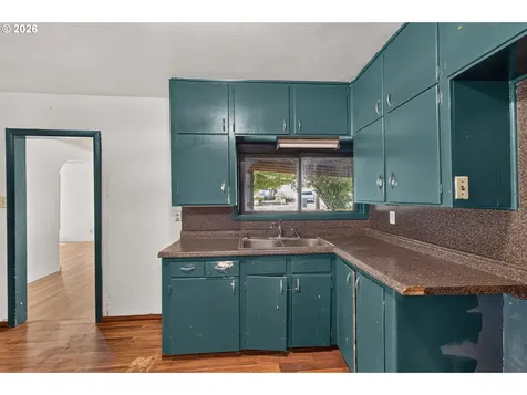 329 SW Harrison Street Sheridan OR 97378