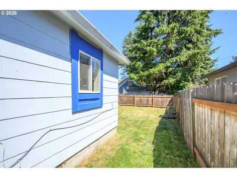 329 SW Harrison Street Sheridan OR 97378