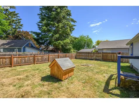 329 SW Harrison Street Sheridan OR 97378