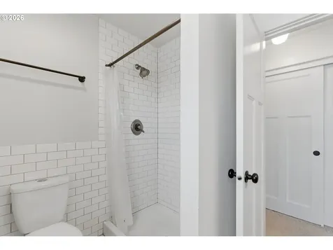 3823 NE 72nd Avenue Portland OR 97213