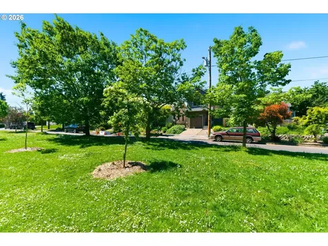 3823 NE 72nd Avenue Portland OR 97213