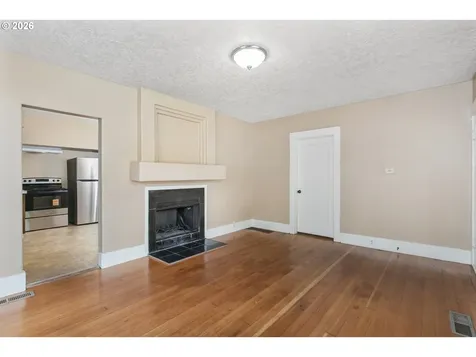 8316 SE Raymond Court Portland OR 97266