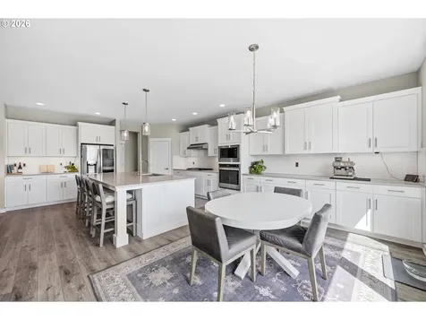 6442 SE Mcinnis Street Hillsboro OR 97123
