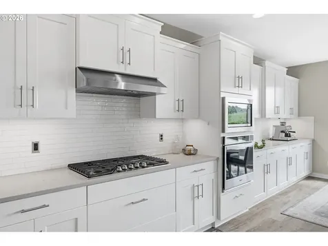 6442 SE Mcinnis Street Hillsboro OR 97123