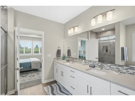 6442 SE Mcinnis Street Hillsboro OR 97123
