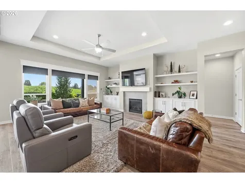 6442 SE Mcinnis Street Hillsboro OR 97123