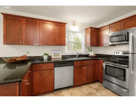 13001 SE Claybourne Street Portland OR 97236