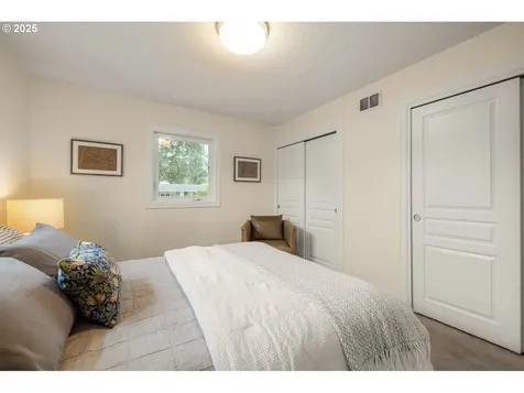 13001 SE Claybourne Street Portland OR 97236