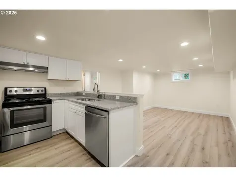 13001 SE Claybourne Street Portland OR 97236