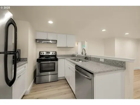 13001 SE Claybourne Street Portland OR 97236