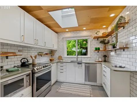 6404 SW Garden Home Road Portland OR 97219